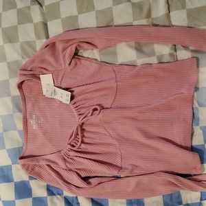 Women Hollister v-neck Sweater Size Medium